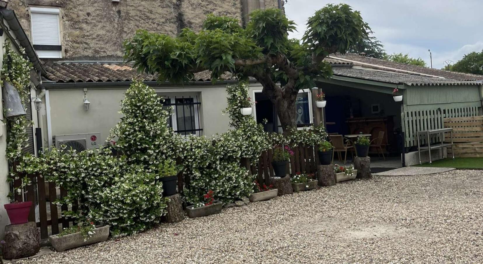 L'Estuaire Bed & Breakfast Saint-Seurin-de-Cursac Ngoại thất bức ảnh